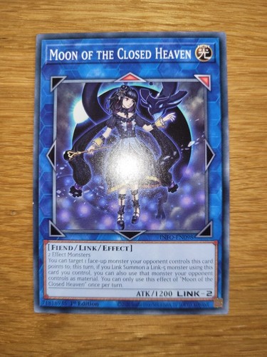 Luna del cielo chiuso - luna,